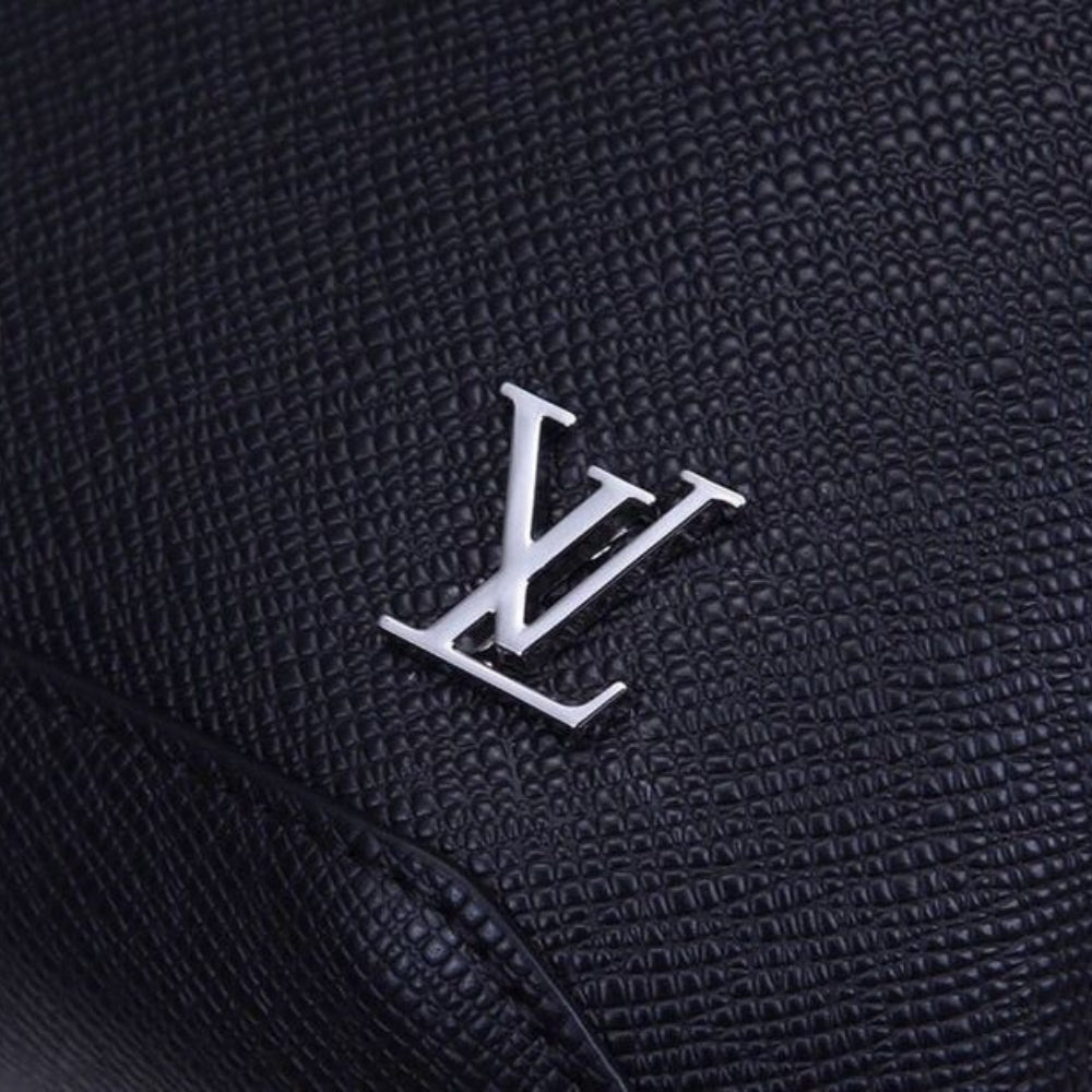 Louis Vuitton Avenue Sling Bag Taiga Black 31Cm LV M30443