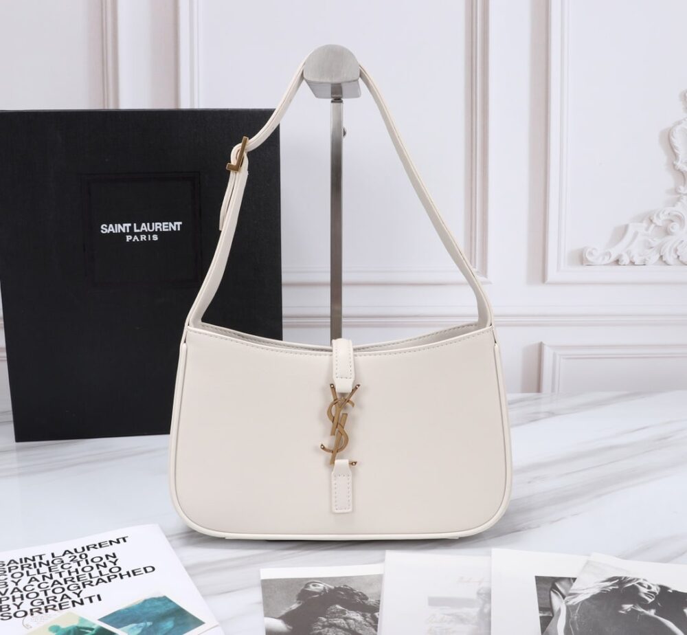 Saint Laurent Le 5 À 7 Hobo Bag In Smooth White 23Cm 6572282R20W9207
