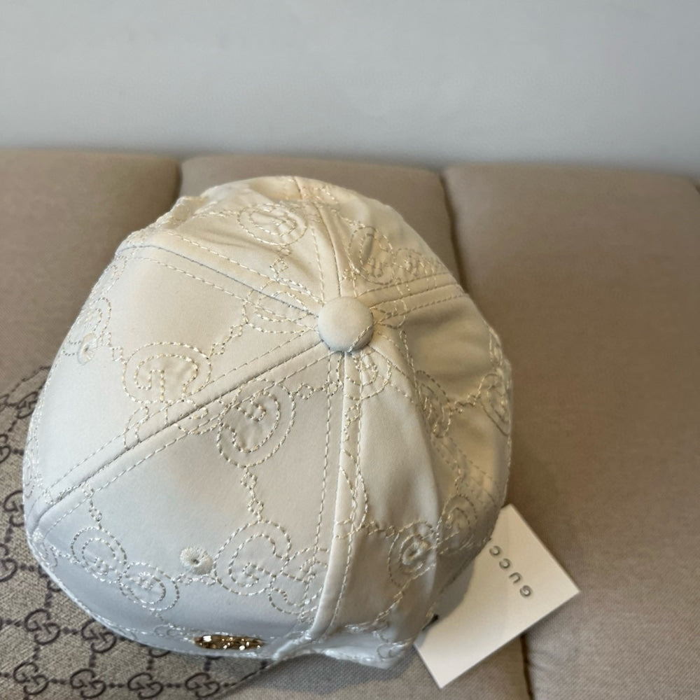 Gucci GG Canvas Baseball Hat Beige
