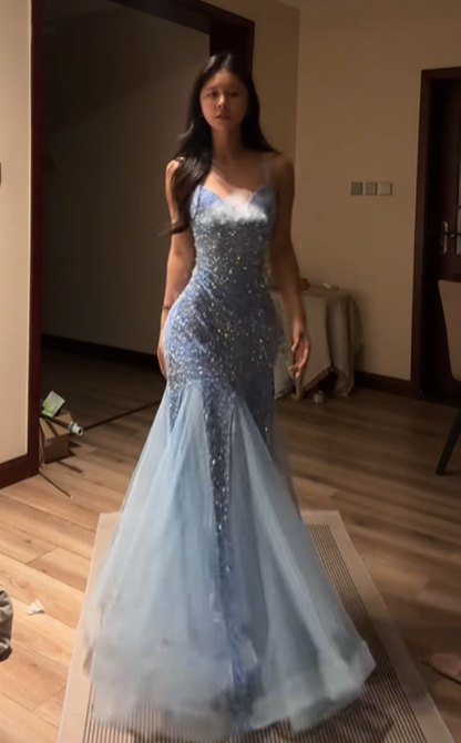 Light blue halter-neck fitted bodycon fishtail skirt ball gown R8067