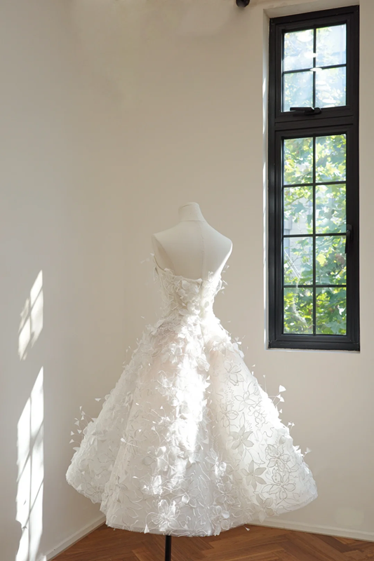 White strapless fitted waist slim-fitting ball gown/bridal dress R8439