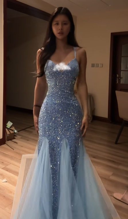 Light blue halter-neck fitted bodycon fishtail skirt ball gown R8067