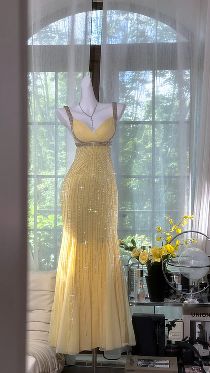 Light yellow halter-neck fitted bodycon mermaid long ball gown R7619