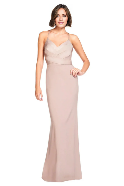 V-neck sleeveless thin shoulder strap backless and floor length evening dress