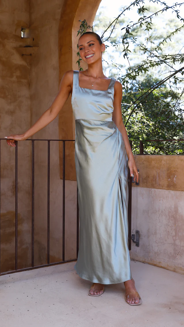 square neckline with backless side slit and floor length Prom dress