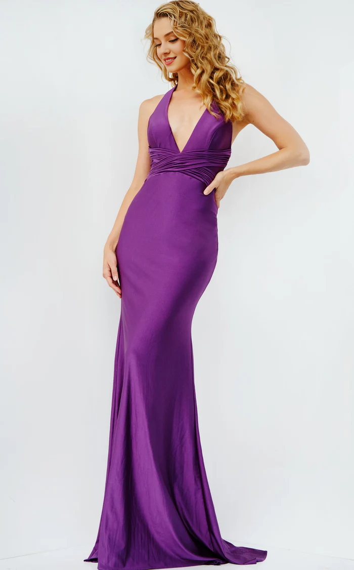 Deep V-neck tight corset sleeveless and floor length evening dress
