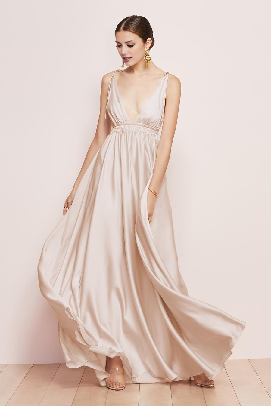 deep V-neck sleeveless lace up shoulder backless and floor length evening dress
