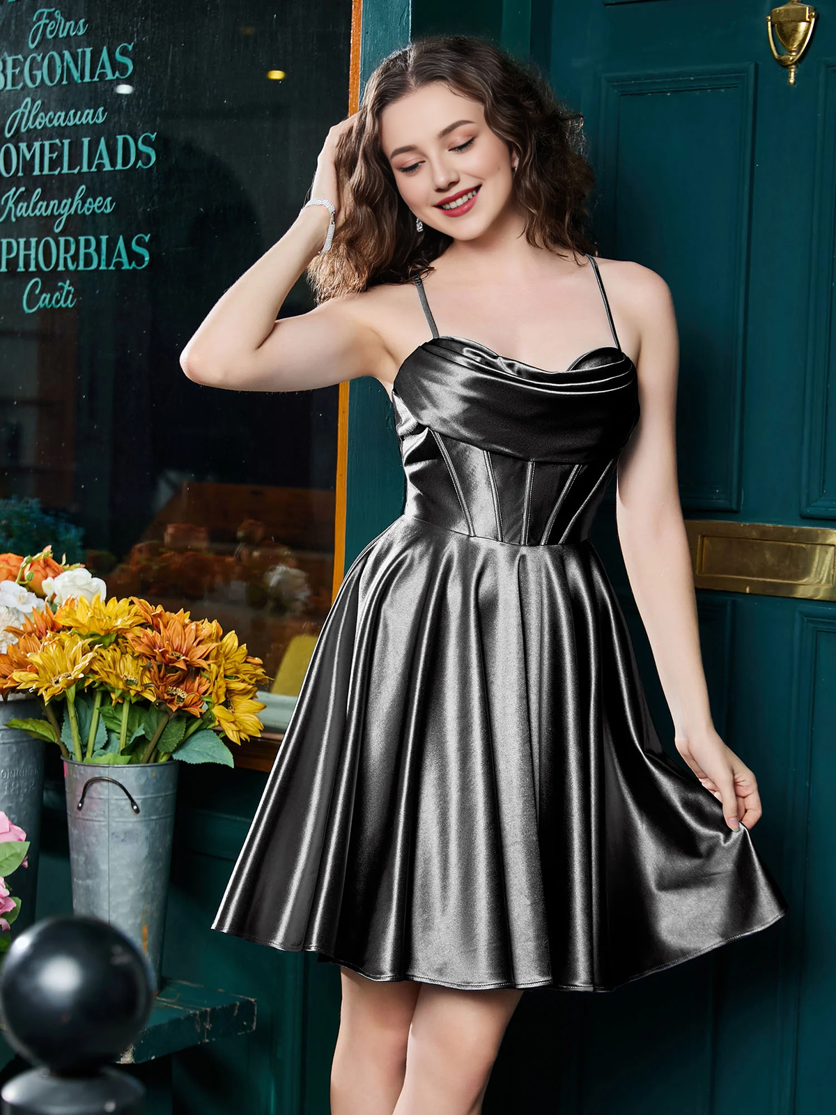 Thin shoulder strap tied with satin mini Homecoming dress