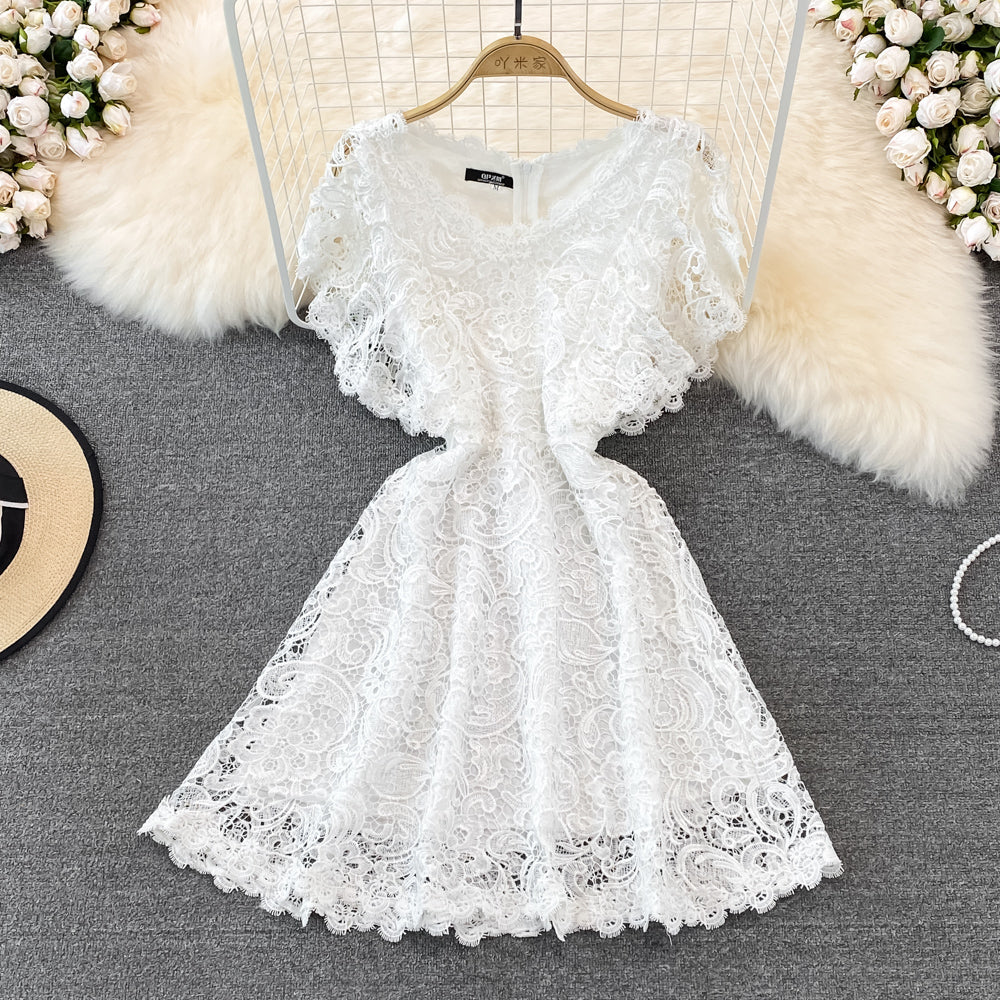 V-neck waistband shows thin, flying sleeve A-line lace dress  11200