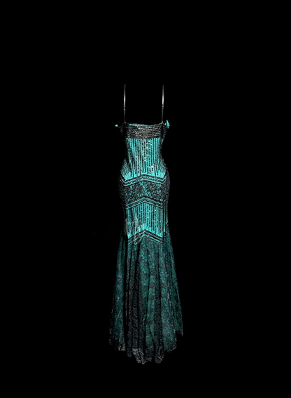 Sexy long ball gown with green halter neck and fitted waist, featuring lace details R6686