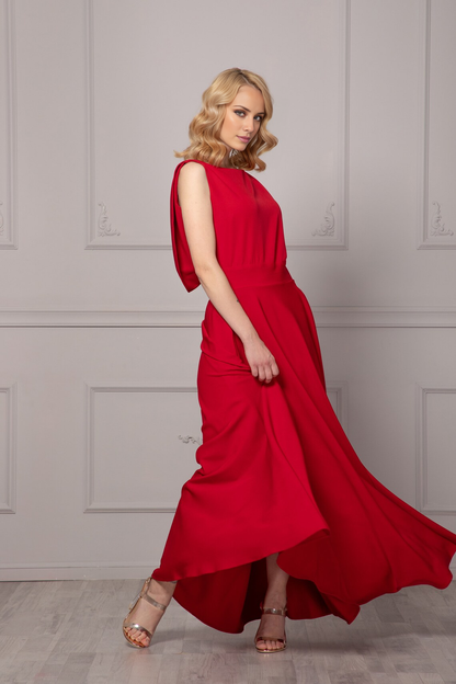 - Sleeveless backless boat neck and floor length Prom dress