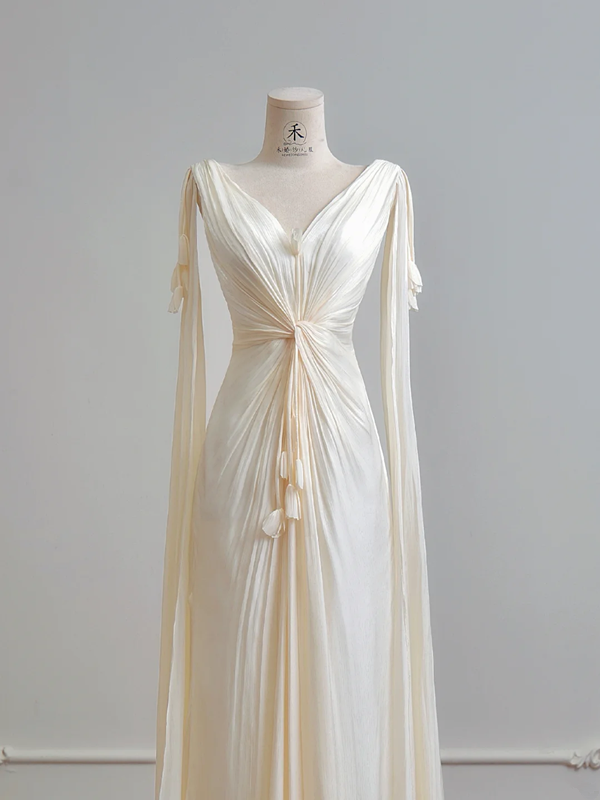 Light apricot V-neck fitted waist long sexy ball gown R8160