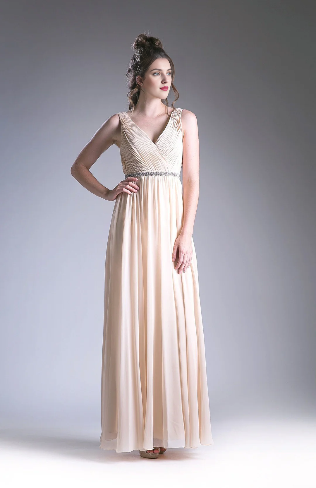 A-line pleated long V-neck chiffon dress