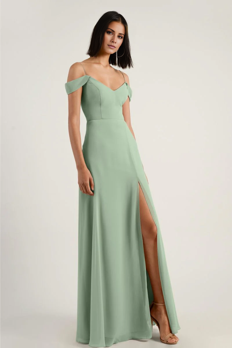 V-neck off shoulder sleeveless thin shoulder strap backless and floor length evening dress