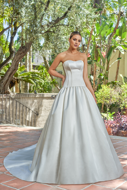 A-line satin tight corset and floor length wedding dress