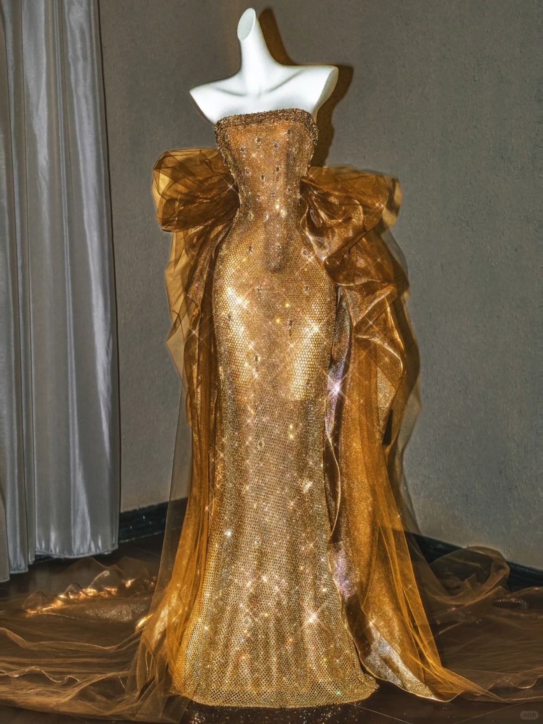 Girlhomeshops--Gold gorgeous sparkling exquisite beaded mermaid long prom dress gh5488