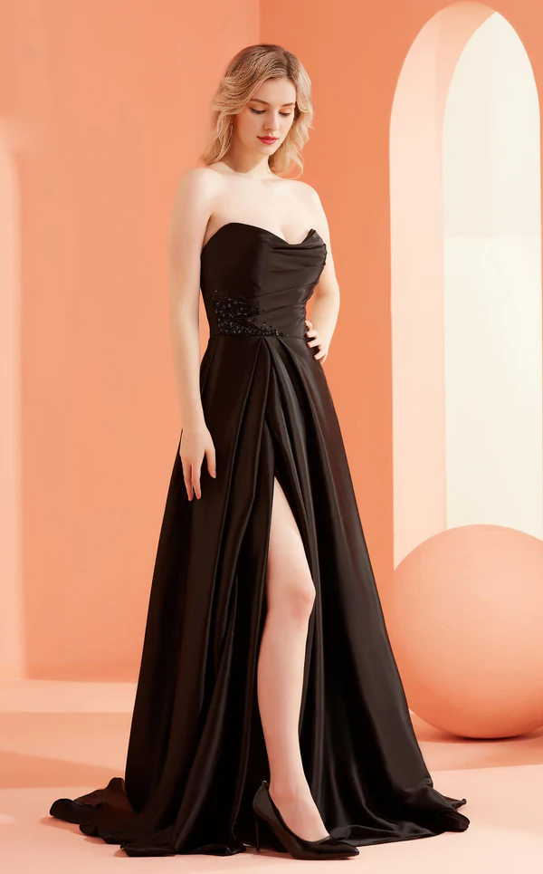 A-line heart-shaped neckline with strapless side slits and floor length Prom dress