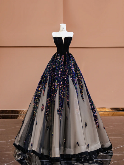 Black strapless, fitted waist, long ball gown with a full skirt R8391