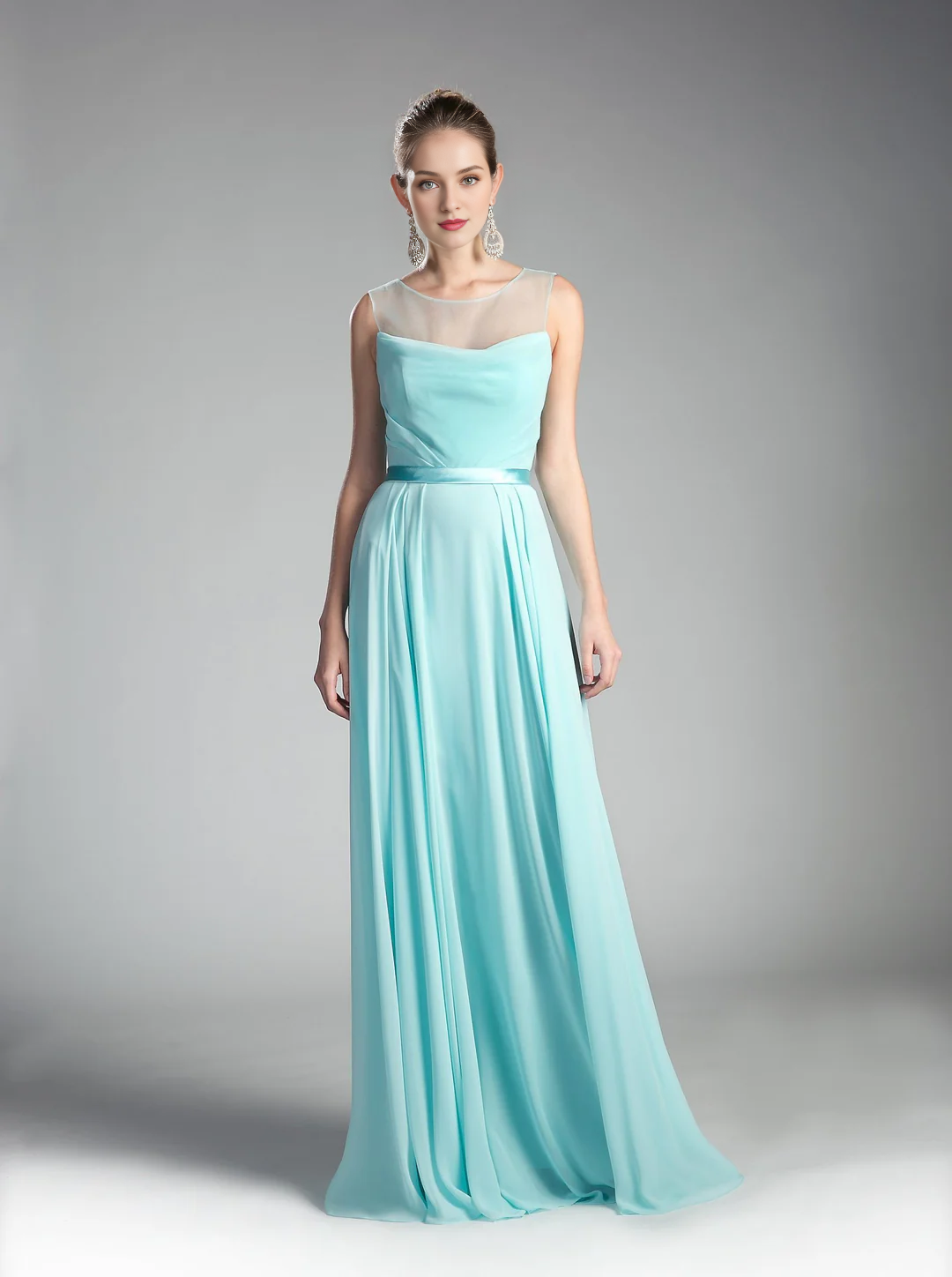 Illusionary collar long sleeveless dress