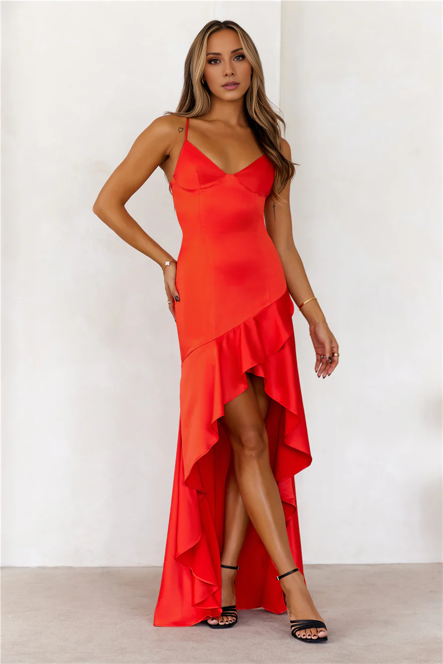 V-neck slim shoulder strap with ruffle edge design Prom dress