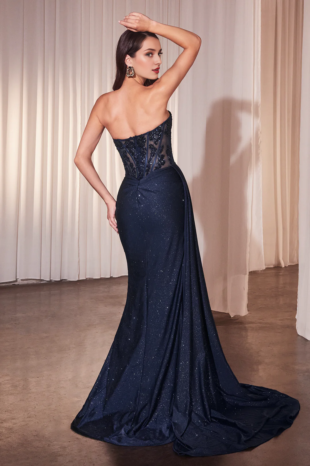 Lace applique long strapless shiny dress
