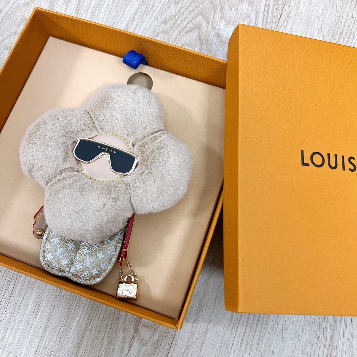 Louis Vuitton Vivienne Fashionista Bag Charm Lady
