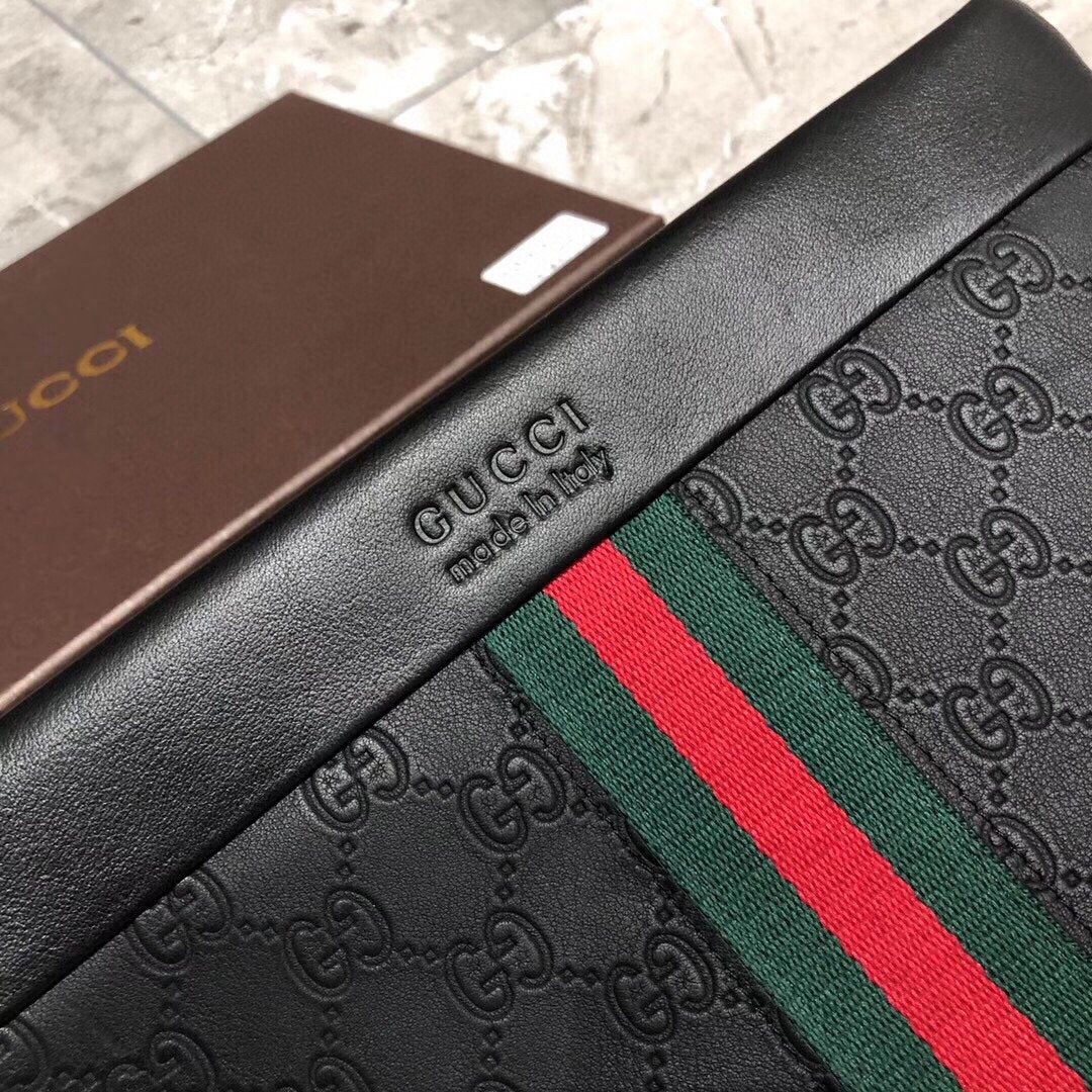 GUCCI GG SUPREME WEB CLUTCH