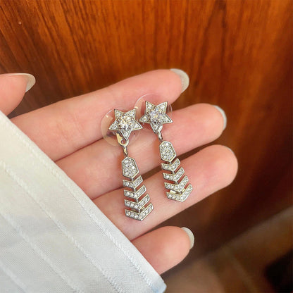CHANEL LUNE DE CHANEL SINGLE CLIP EARRINGS