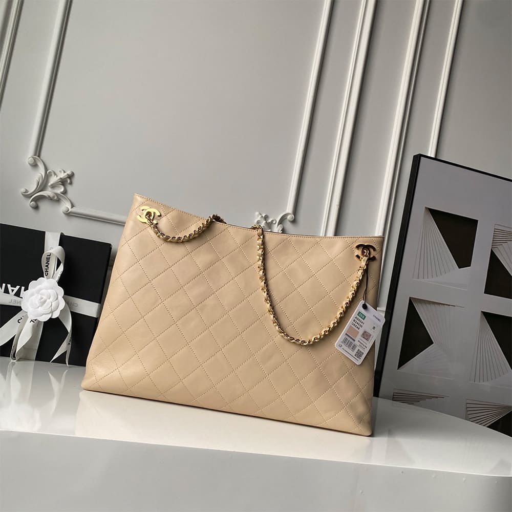 CHANEL Shopping Bag(HIGH-END GRADE)