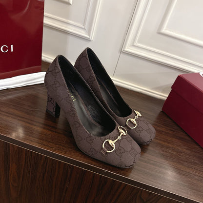 GUCCI Women’s Signora pump