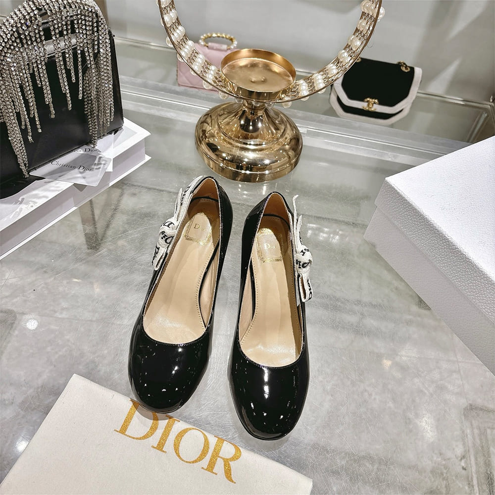 J’Adior Pump
