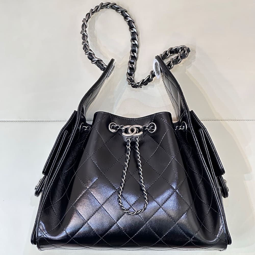 CHANEL 25 Small Handbag(high-end grade)