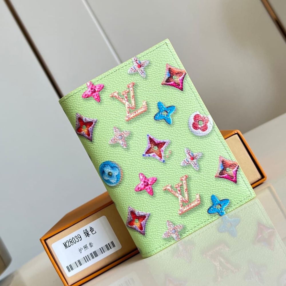 Louis Vuitton Passport Cover Monogram Donuts Green 14Cm M28039