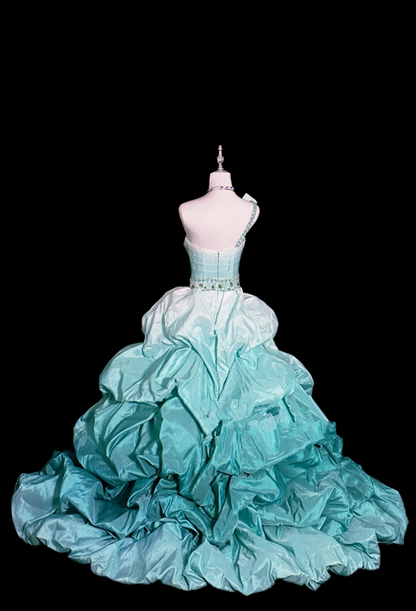 Gradient green strapless fitted waist ball gown R8688