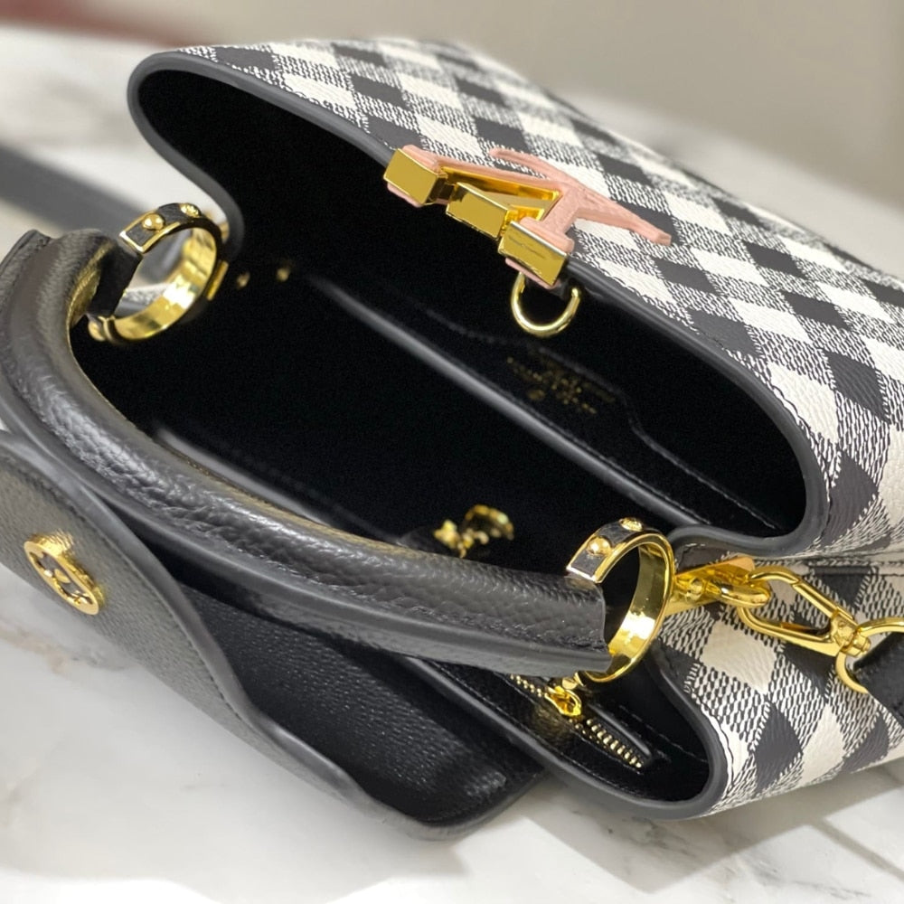 Louis Vuitton Capucines BB Bag Black 27Cm M20716