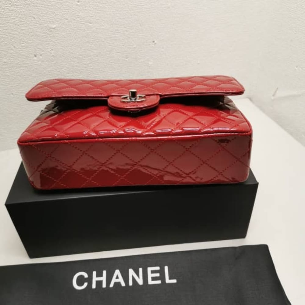 Chanel Medium Classic Double Flap Bag Patent Leather Red 26Cm