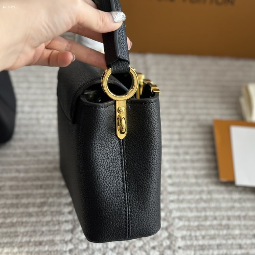 Louis Vuitton Capucines Mini Black 20Cm M11342