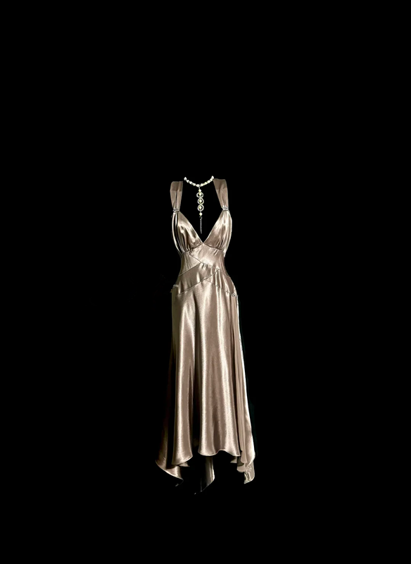 Champagne-colored halter-neck fitted sexy ball gown R6626
