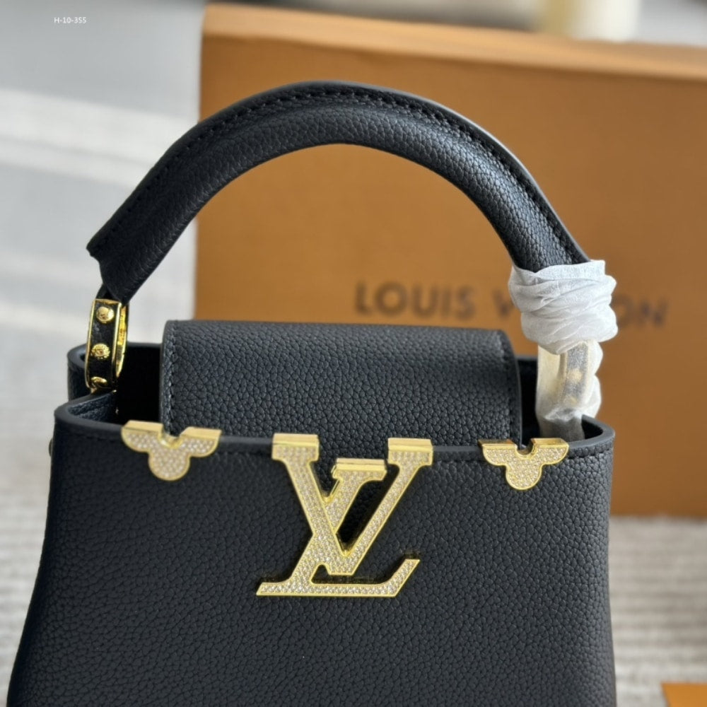 Louis Vuitton Capucines Mini Black 20Cm M11342