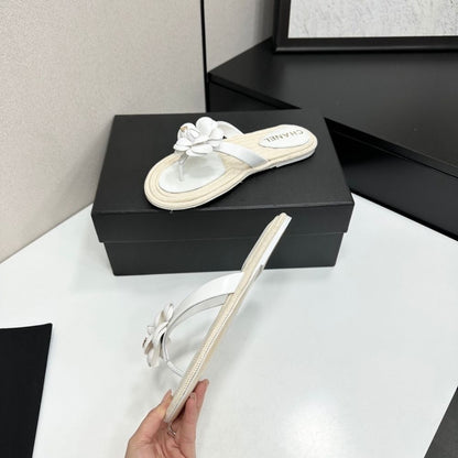 Chanel Thong With Camellia White