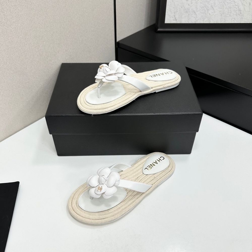 Chanel Thong With Camellia White