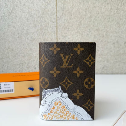 Louis Vuitton Passport Cover Monogram Coated Canvas 14Cm M25753
