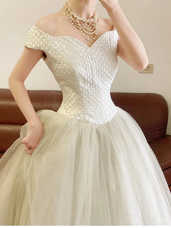 White Off-the-shoulder Waist-Cinched Puff-Skirt Ball Gown & Bridal Gown R7388