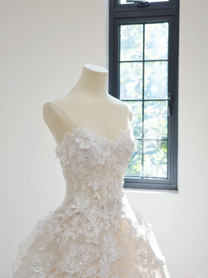 Nude pink lining, white lace strapless bodice, fitted waist, full skirt, long ball gown/bridal dress R8538