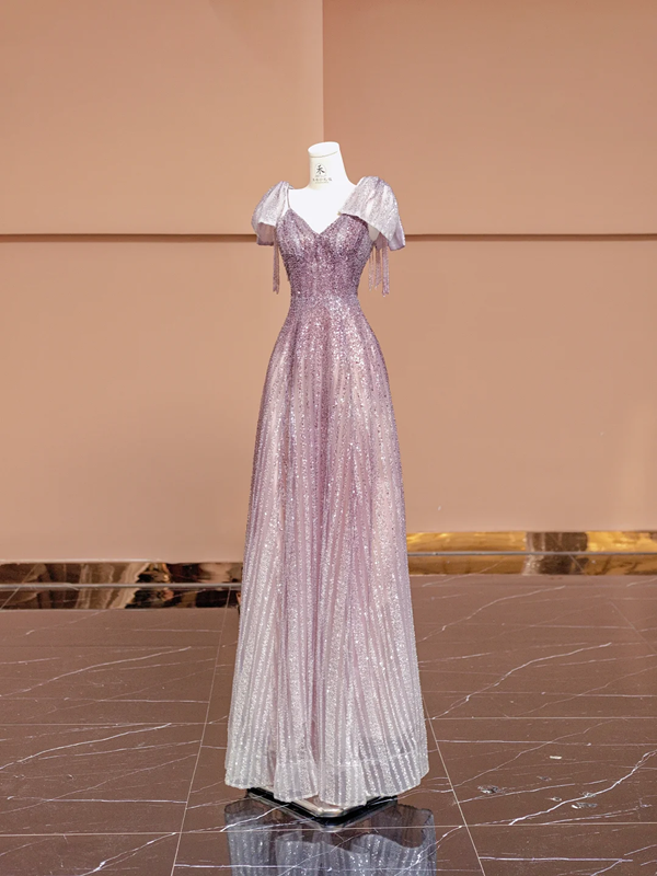 Light purple fitted long ball gown R8412