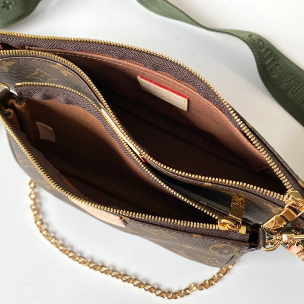 Louis Vuitton Multi Pochette Accessoires Monogram  Khaki 24cm M44813