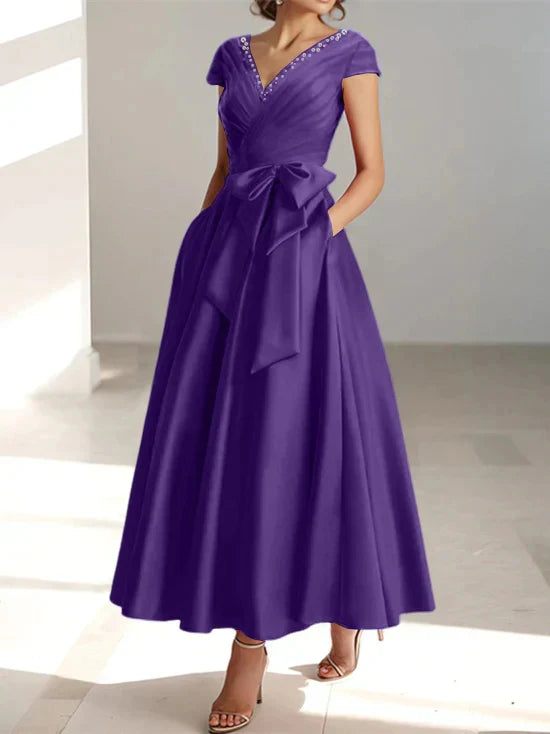 Wonderful A-line/Princess V-neck Short Sleeve Back Zip pocket Mother Of The Bride Dress