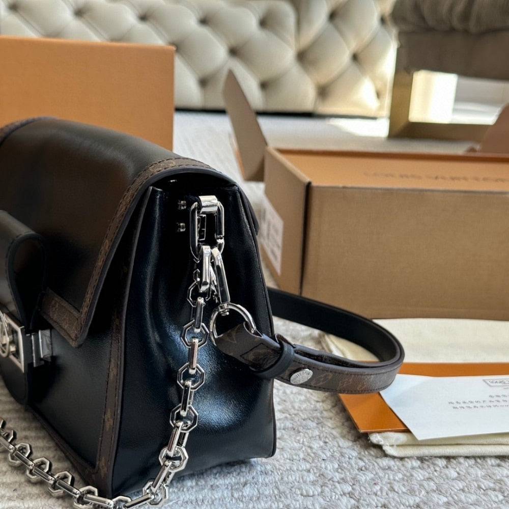 LOUIS VUITTON DAUPHINE SOFT VIBE MM BLACK 25CM M13450