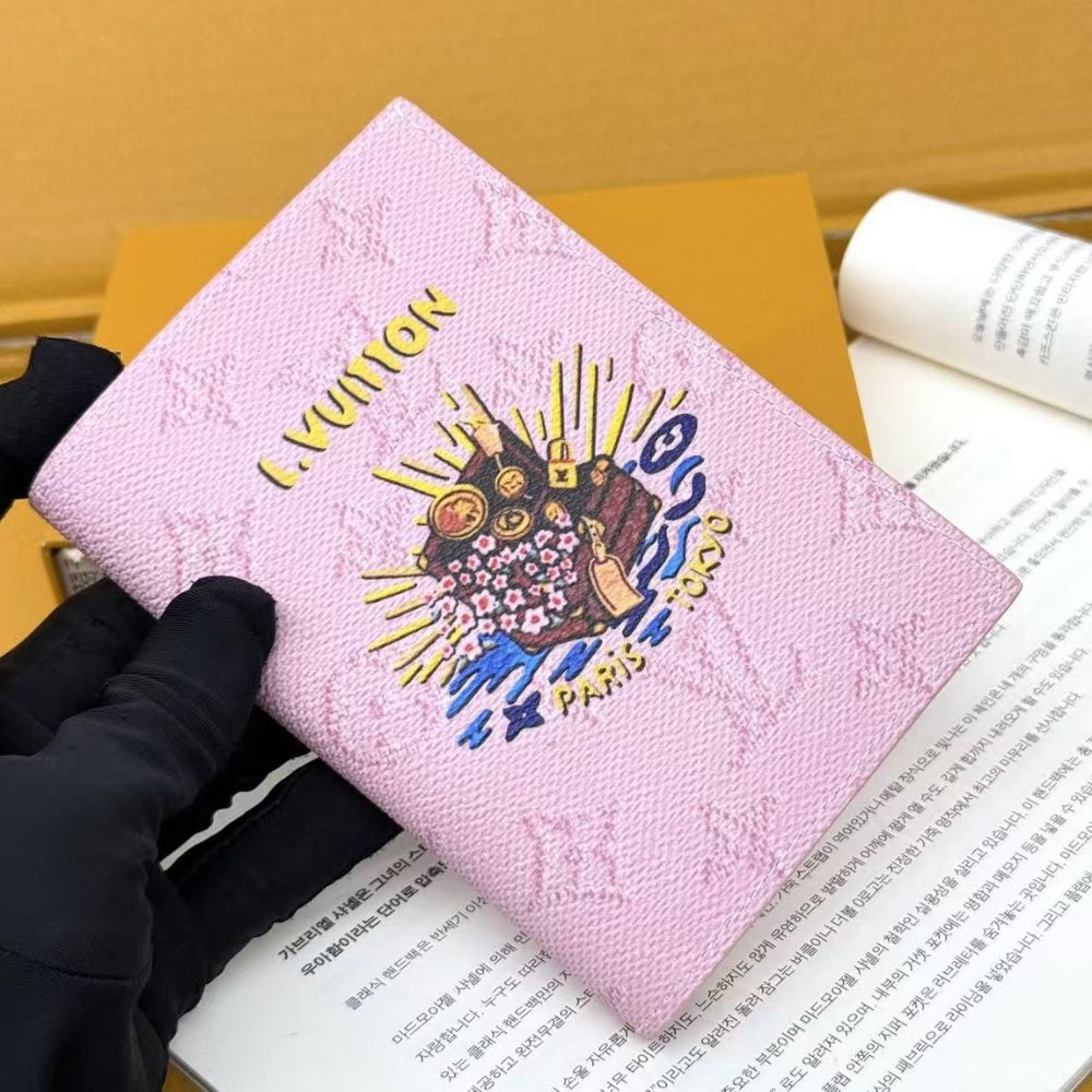 Louis Vuitton Passport Cover Pink 14Cm M25968