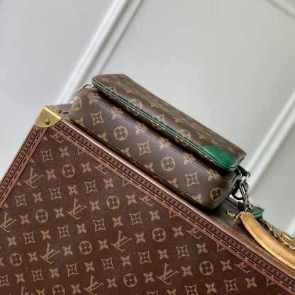 Louis Vuitton Trio Messenger Bag Green 25Cm M12766